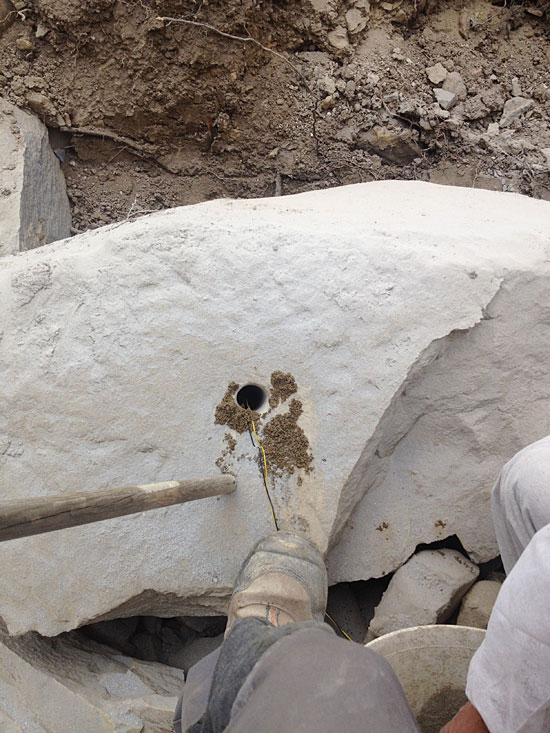 Demolizione Roccia o Pietra
Borraggio della Carica con rena comune
