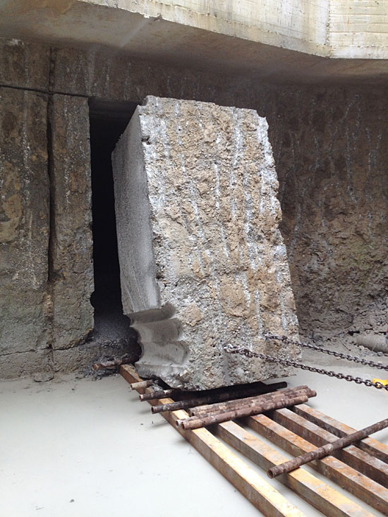 Taglio Cemento Con Filo Diamantato
Spostamento del Monolite
Traslazione Fino Alla Luce di Sollevamento